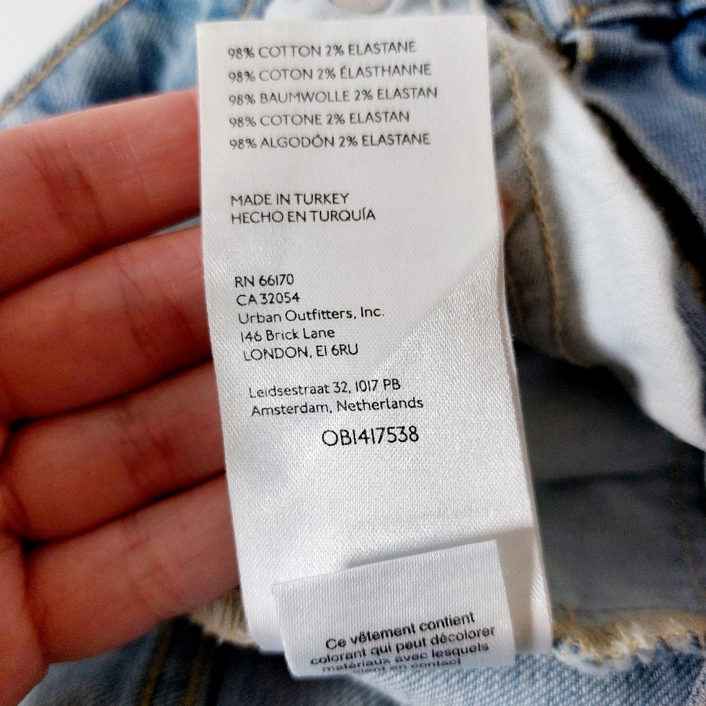 Light Wash Midrise Crop Flare Jeans size 27 We the Free OB1417538 - Picture 7 of 10